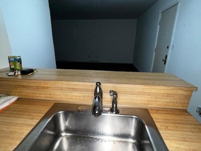 3020 North River Road G3
