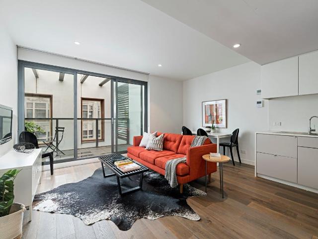302/132 Smith Street, Collingwood