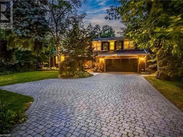 3021 Lakeshore Road, Burlington, ON, L7N 1A2 house for sale | Listing ID W13516 | Royal LePage