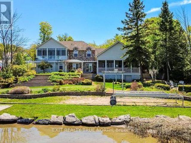 3021 Sandy Bend, Springwater, ON, L0L 1P0 house for sale | Listing ID S13814 | Royal LePage