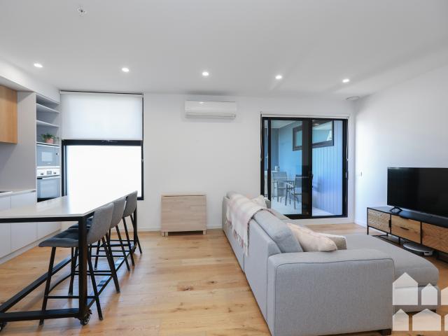 302/21 Victoria Street FOOTSCRAY