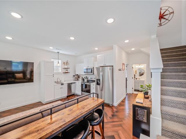 3022 Old Farmington Road