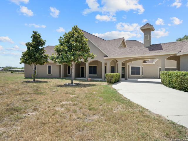 3022 Interstate 35, Natalia, TX 78059 | MLS #1775