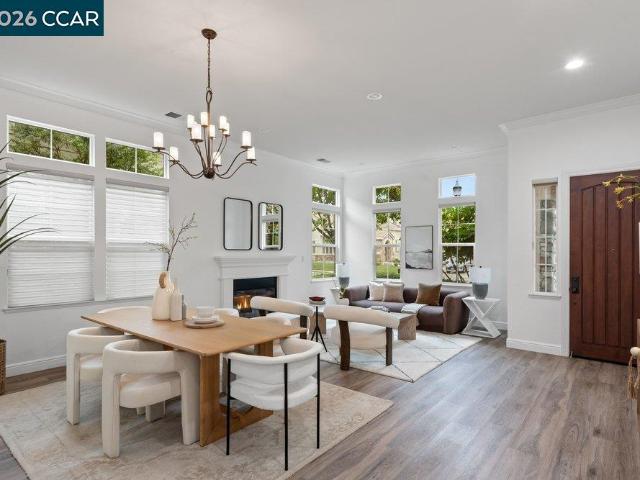 3023 Hastings Way