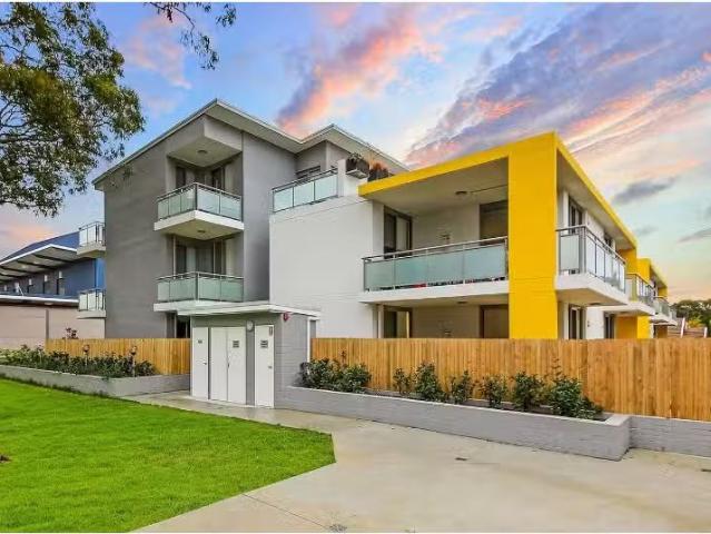 30/23 39 Telopea Avenue, Homebush West Apartment for rent Lis.