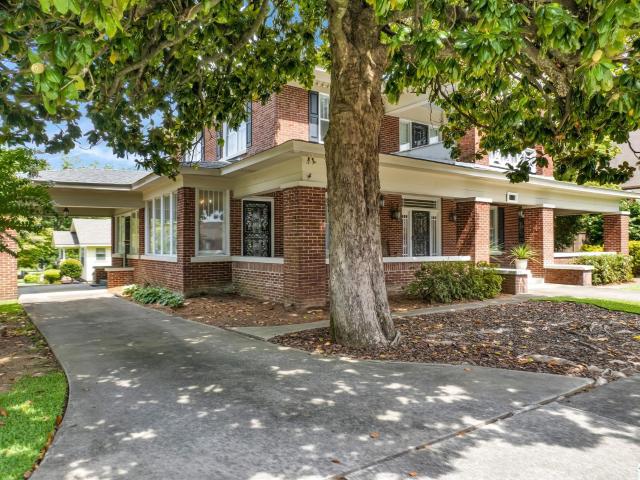 302 3Rd Street N