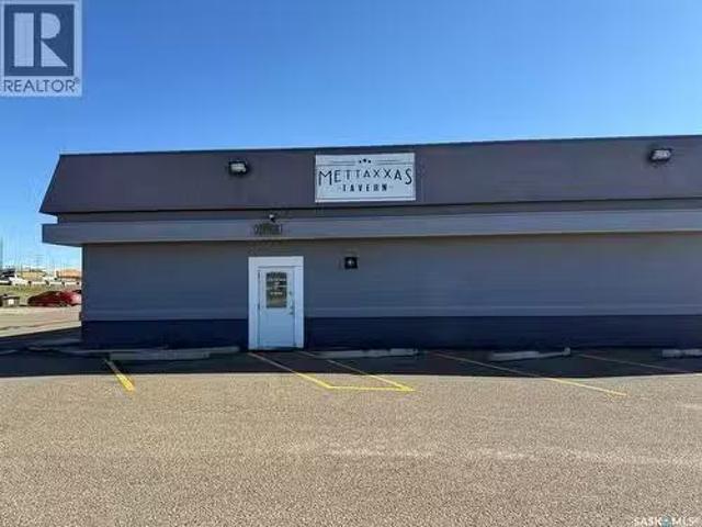 302 114Th Street, North Battleford, SK, S9A 2M6 commercial f.