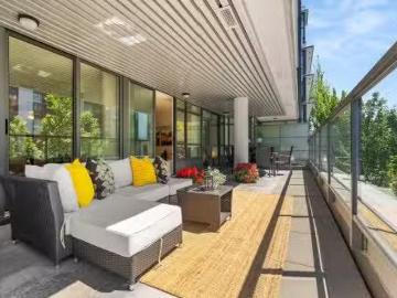 302 2507 Maple Street, Vancouver, BC, V6J 0E1 Single Family.