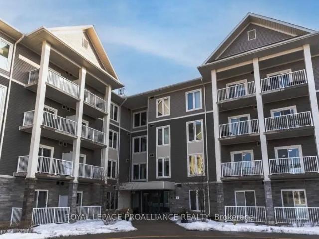 302 290 Liberty Street N, Bowmanville | Sold, E12839 | Condos. Ca