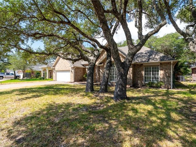 302 Cherry Hills Dr, Rockport, TX 78382 | MLS #463556