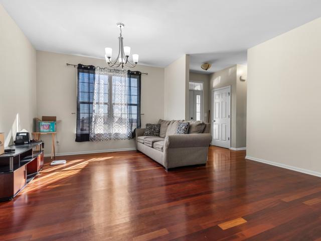 302 Cress Creek Trail