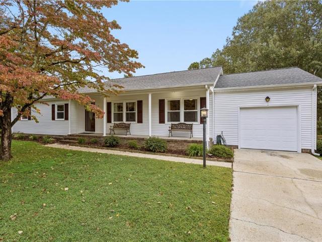 302 Bolivar DR