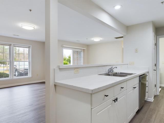 302 Baughmans Ln, Unit 304A, Frederick, MD 21702 | MLS #MDFR2084