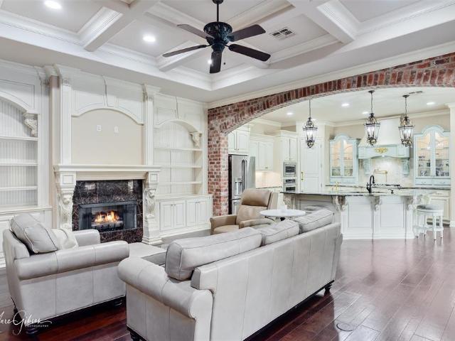 302 Bevly Lake Drive