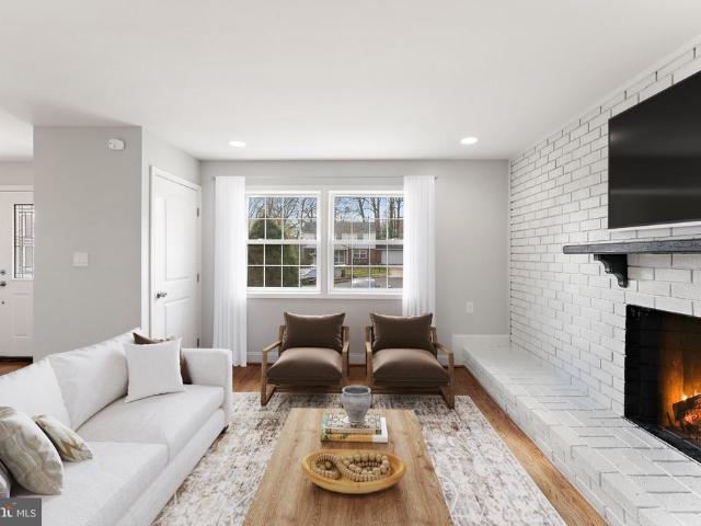 302 Bennington Court