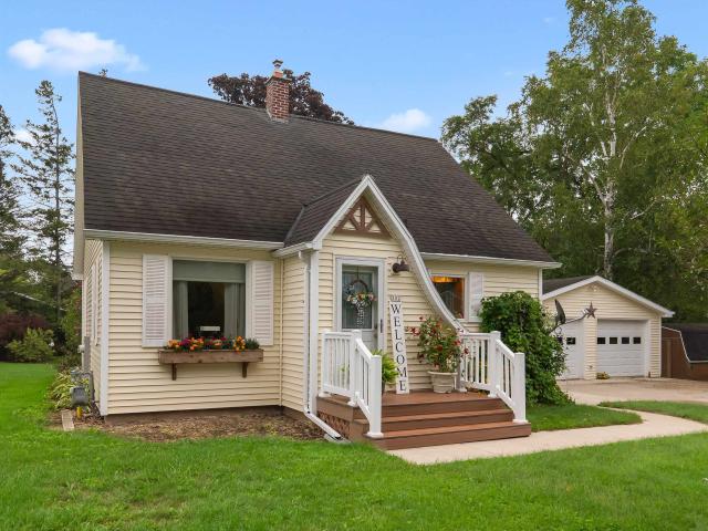 302 GAEDE Avenue
