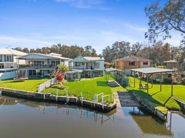 302 Geoffrey Road, Chittaway Point House for rent Listed by L.