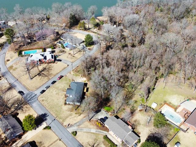 302 Darby Ave
