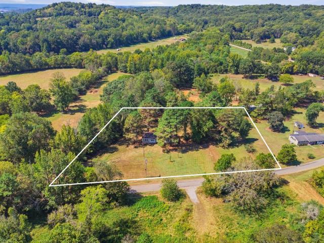 302 Old Poplar School Rd