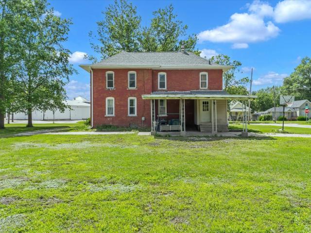 302 N Ridge Street W