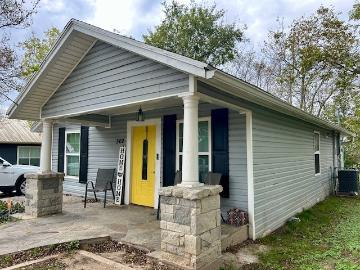 302 S Kaufman St, Mexia, TX 76667 | MLS #226855