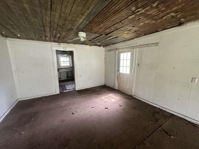 302 W Jackson