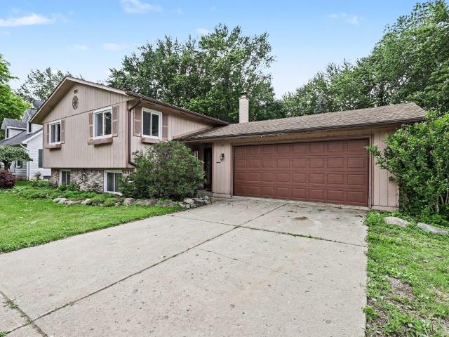 302 Westwinds Drive