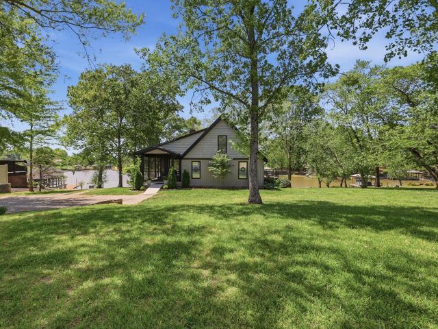 302 Windmill Lane