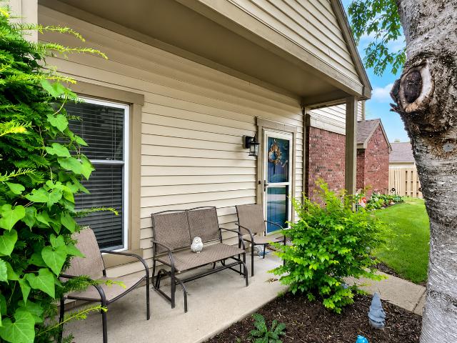 3039 Bayberry Court W