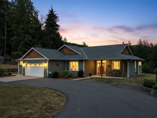 3031 Phillips Rd, Sooke, BC, V9Z 1K7 house for sale | Listing ID 1048 | Royal LePage