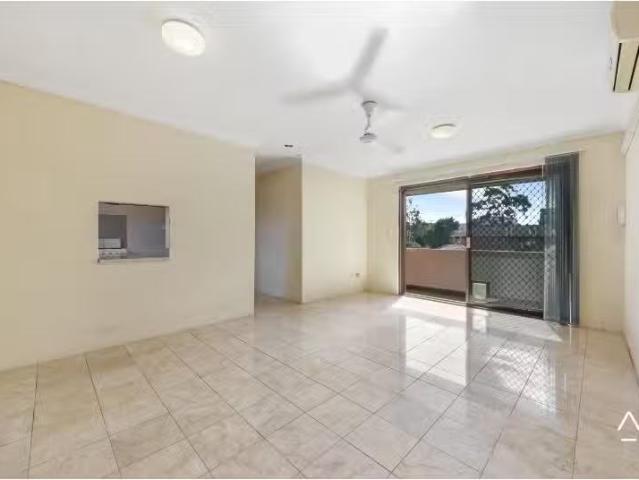 30/31 33 Livingstone Road, PETERSHAM Apartment for rent Liste.