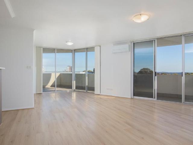 303/316 Charlestown Road