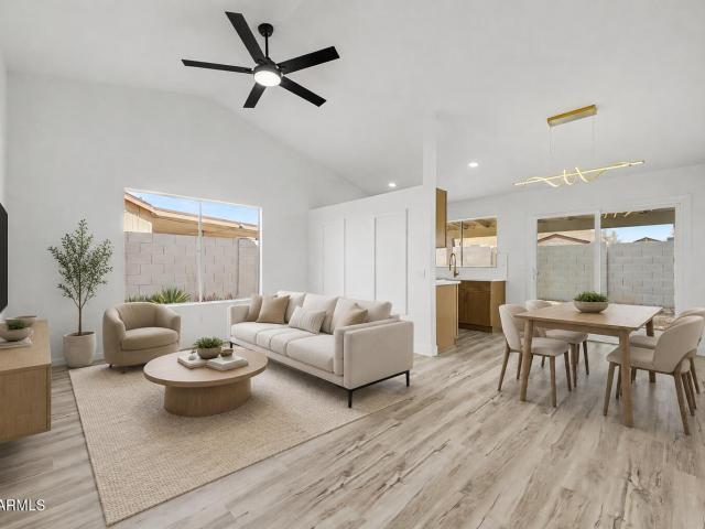 3033 w tonopah drive