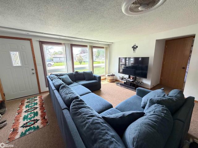 303 3rd Avenue North