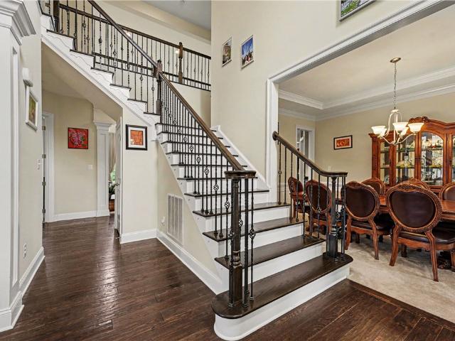 303 Connemara Ct