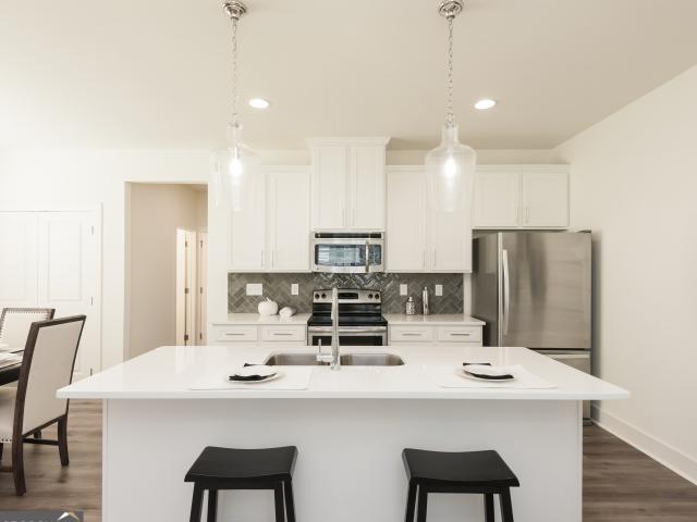 303 Barracks Way 885