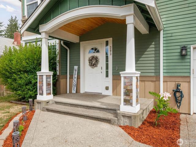 303 E Highland Drive