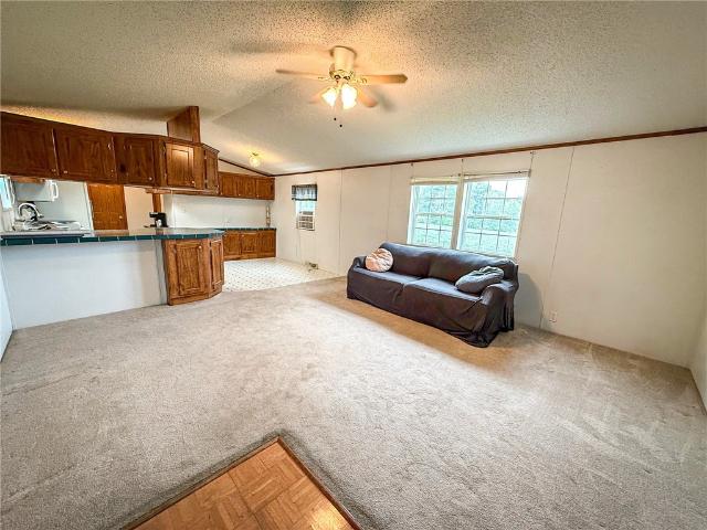 303 Eau Claire Rd