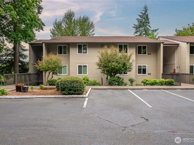 303 Kenyon Street NW # 2A