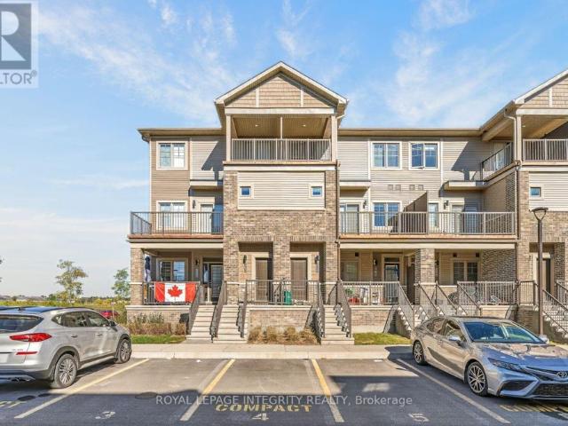 303 Olivenite Private South Ottawa, ON K2J7J4