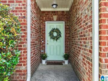 303 Meadow Circle