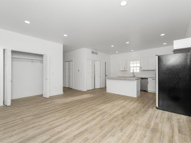 303 Middle Street