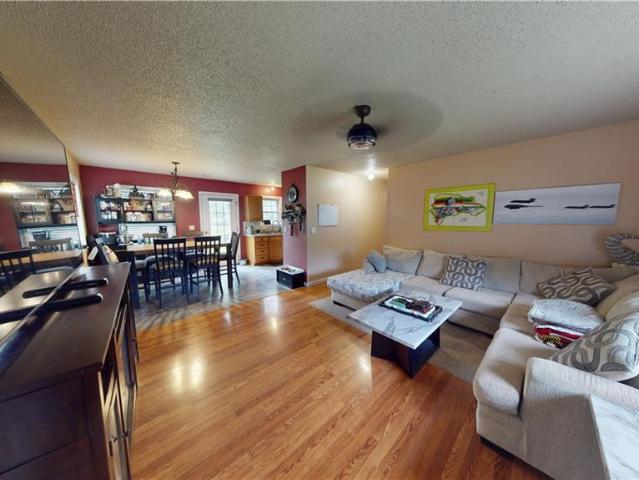 303 N Depp Avenue