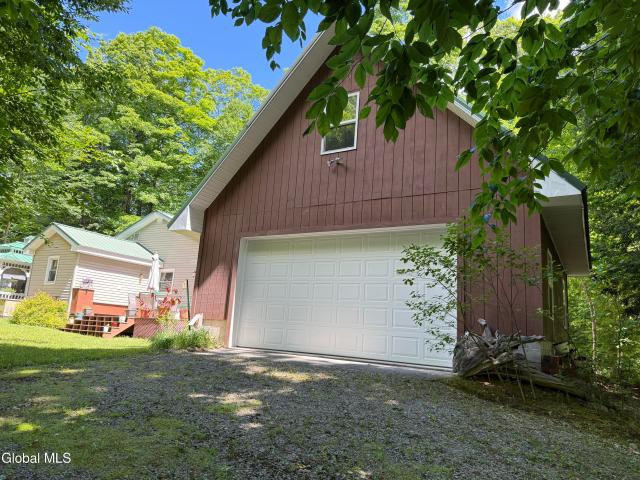 303 N Shore Rd Peck Road