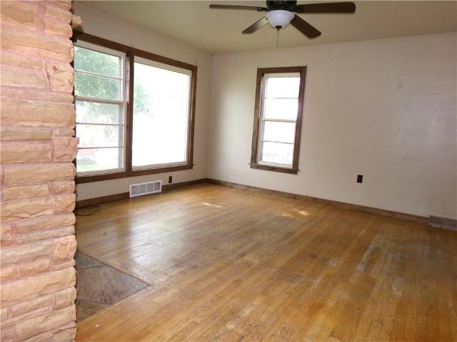 303 S 27th Street