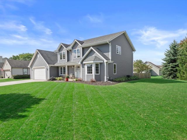 303 S Pheasant Pl