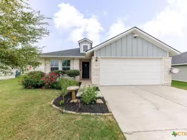 303 Schuyerville Dr, Elgin, TX 78621 MLS 620091
