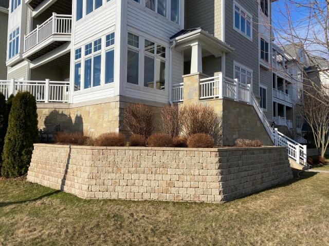 303 Pennsylvania Ave, Unit 203