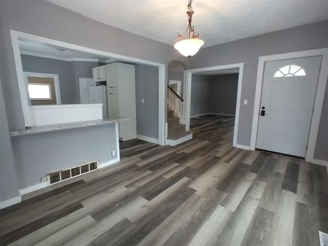 303 Rathburn
