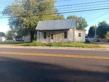303 W Elnora St, Odon, IN 47562 | MLS #202536